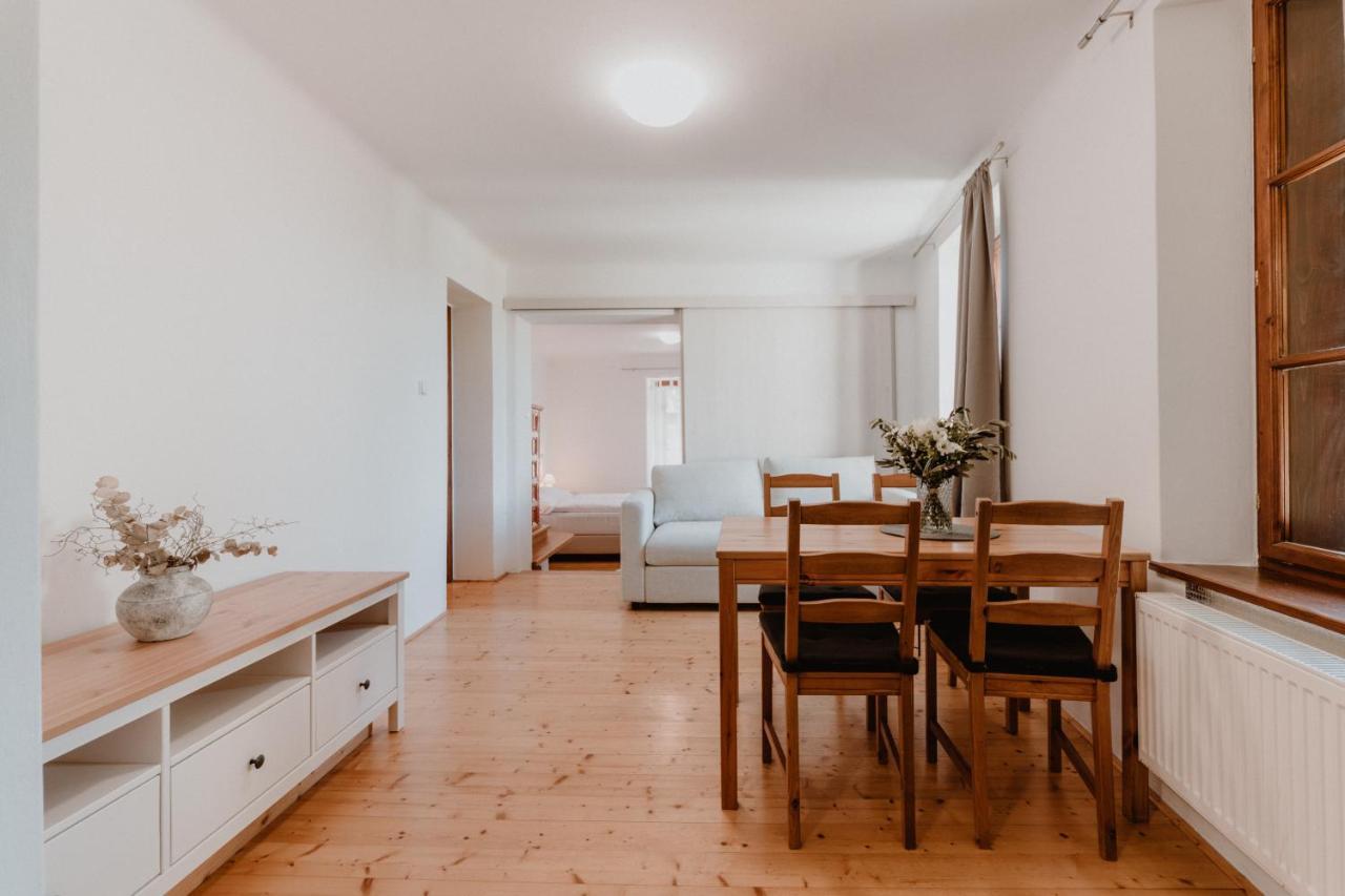 Apartmany Stare Mesto Зноймо Экстерьер фото
